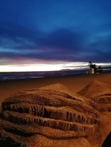 Hoja Cala * Algarrobo Costa